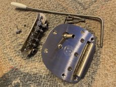 MASTERY M1 BRIDGE, VIBRATO & STRING TREE