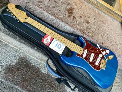 FENDER DELUXE PLAYER´S STRATOCASTER 2005