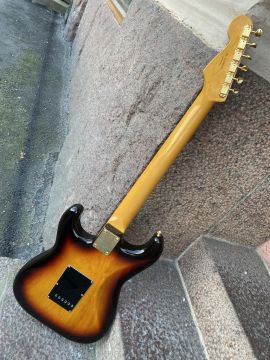 FENDER MADE IN JAPAN TRADITIONAL 60´s STRATOCASTER 2018