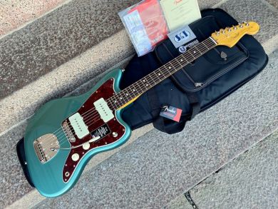 FENDER AMERICAN PROFESSIONAL CLASSIC JAZZMASTER, Faded Sherwood Green Metallic