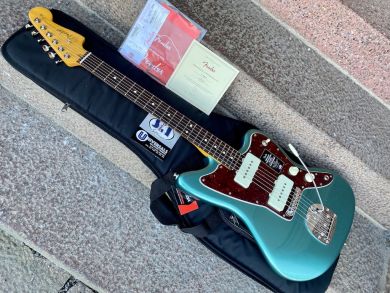 FENDER AMERICAN PROFESSIONAL CLASSIC JAZZMASTER, Faded Sherwood Green Metallic