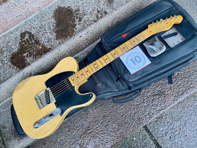 FENDER AMERICAN VINTAGE ´52 TELECASTER 1982