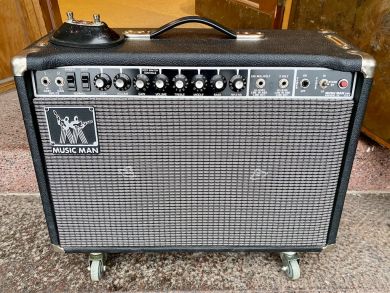 MUSIC MAN 2100-RD COMBO 1980