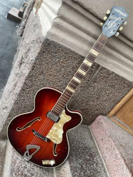 HOFNER "VERYTHIN SINGLECUT" 1962