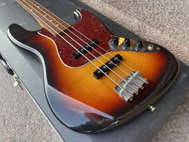 FENDER JV 60´s JAZZ BASS 1984