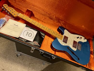 FENDER AMERICAN VINTAGE II 1972 TELECASTER THINLINE 2024