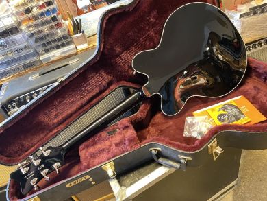 GRETSCH 6636 RF RICHARD FORTUS SIGNATURE FALCON CENTER BLOCK w/ V-STOPTAIL 2024