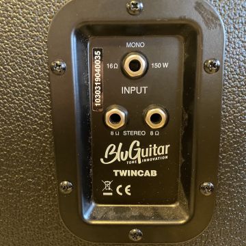 BLUGUITAR TWINCAB 2X12