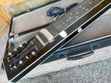 MALMSTRÖM 8-STRING ONNI GIDEON LAP STEEL