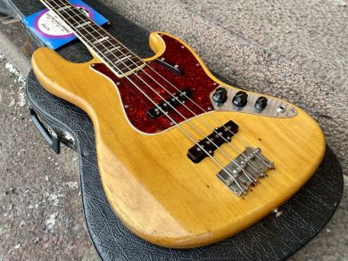 FENDER JAZZ BASS 1973