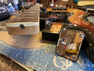 FENDER JAZZ BASS 1974
