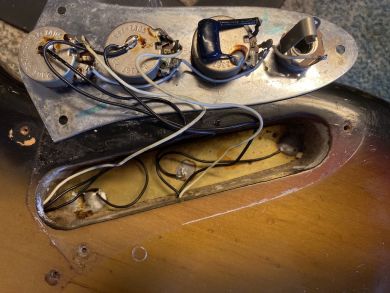 FENDER JAZZ BASS 1974