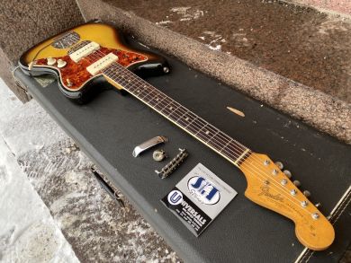 FENDER JAZZMASTER 1965