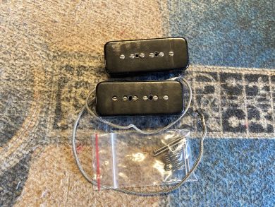 GIBSON P-100 SOAPBAR SET 