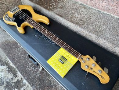 MUSIC MAN SABRE BASS 1980 
