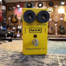MXR DISTORTION +