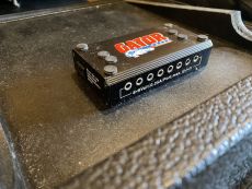 GATOR PEDAL TOTE PEDALBOARD W/PSU & GIGBAG