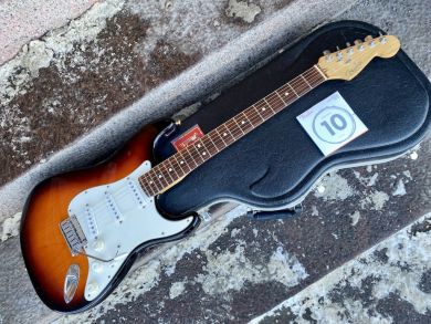 FENDER AMERICAN STANDARD STRATOCASTER 1995