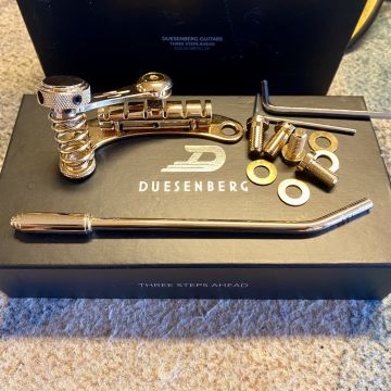 DUESENBERG LES TREM II, GOLD