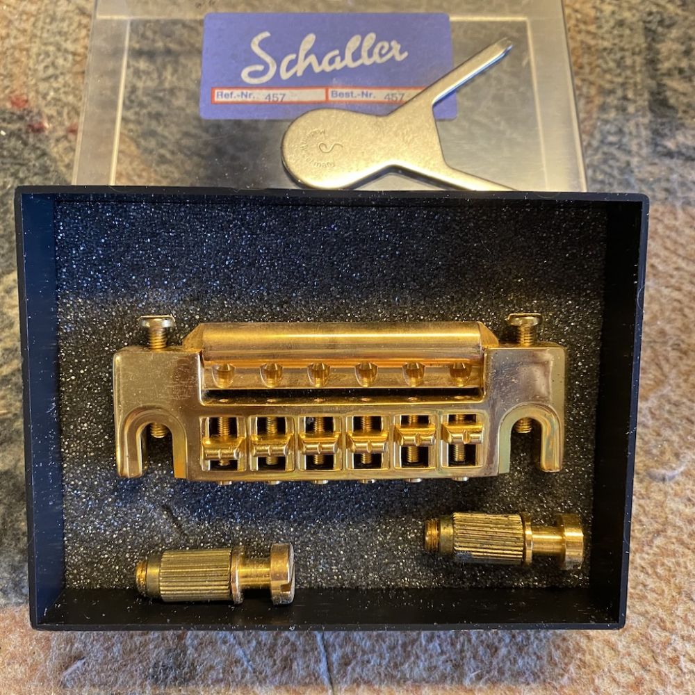 SCHALLER "BADASSSTYLE" GUITAR BRIDGE, Gold, NOS Kitarapaja
