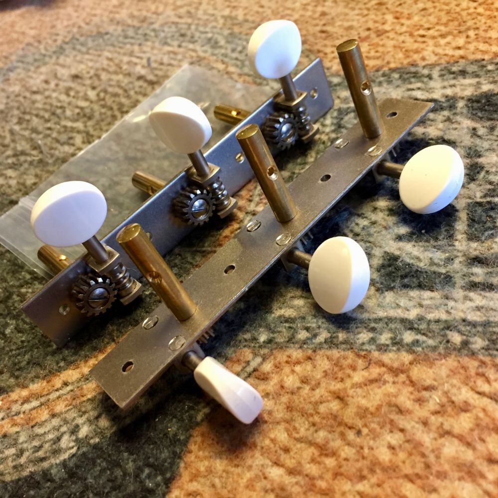 NATIONAL VINTAGE TUNERS, WHITE/PLAIN/SLOTTED Kitarapaja