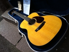 MARTIN KITARAPAJA 35TH ANNIVERSARY MODEL