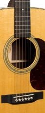 MARTIN D-28  