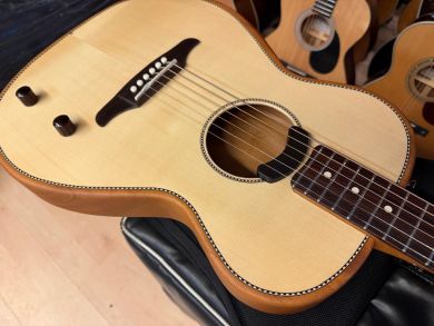 FENDER HIGHWAY SERIES™ PARLOR 2023 Oulu