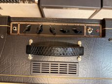 VOX AC10C1 OULU
