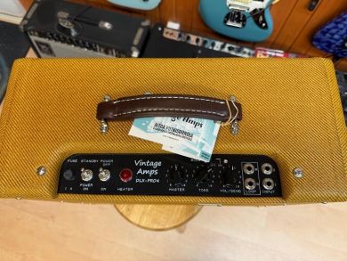 VINTAGE AMPS DLX-PRO4 Oulu