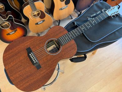Martin 0-X1E Mahogany 2021 Oulu