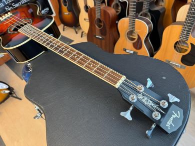 FENDER T-BUCKET BASS Oulu