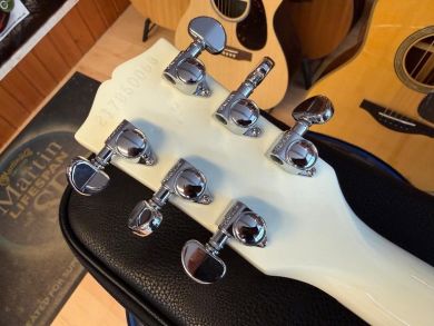 GIBSON SG STANDARD CLASSIC WHITE Oulu