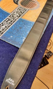 JOHN PEARSE Leather Guitar strap Oulu