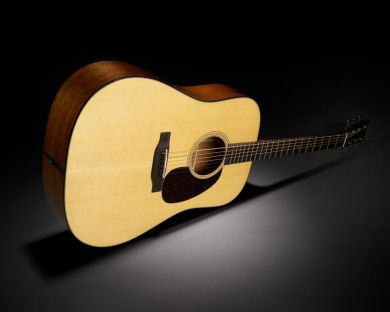 MARTIN SUPER D-18 