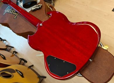GIBSON SG STANDARD ´61 MAESTRO VIBROLA, Vintage Cherry Oulu